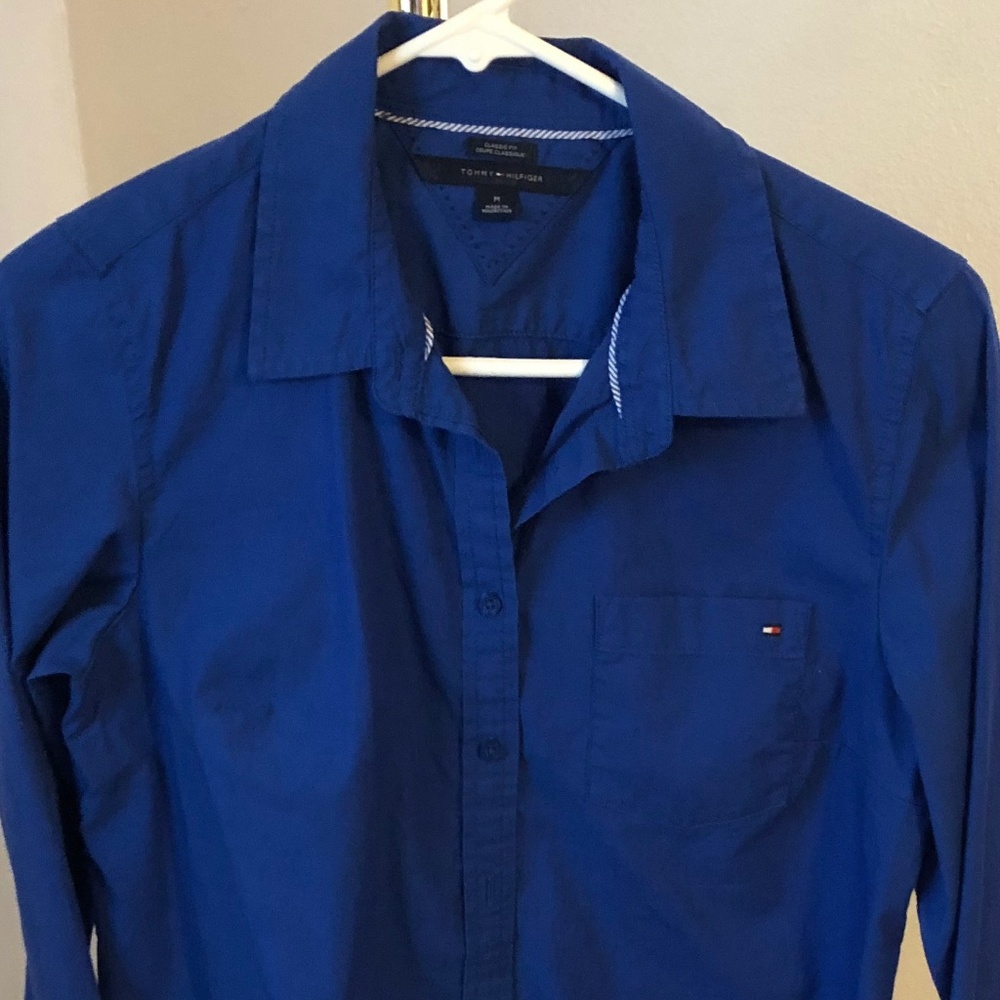 ✔ Tommy Hilfiger Long Sleeve Button Down